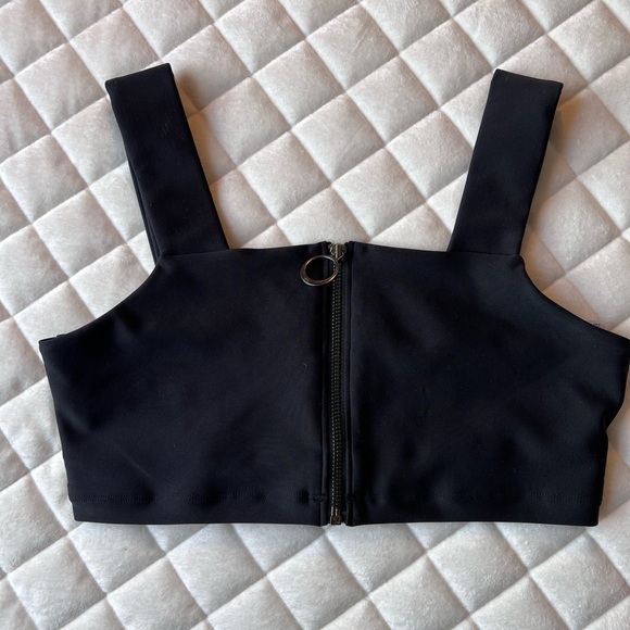 Alo Yoga Fast Bra - with Front Zipper - Picture 1 of 4